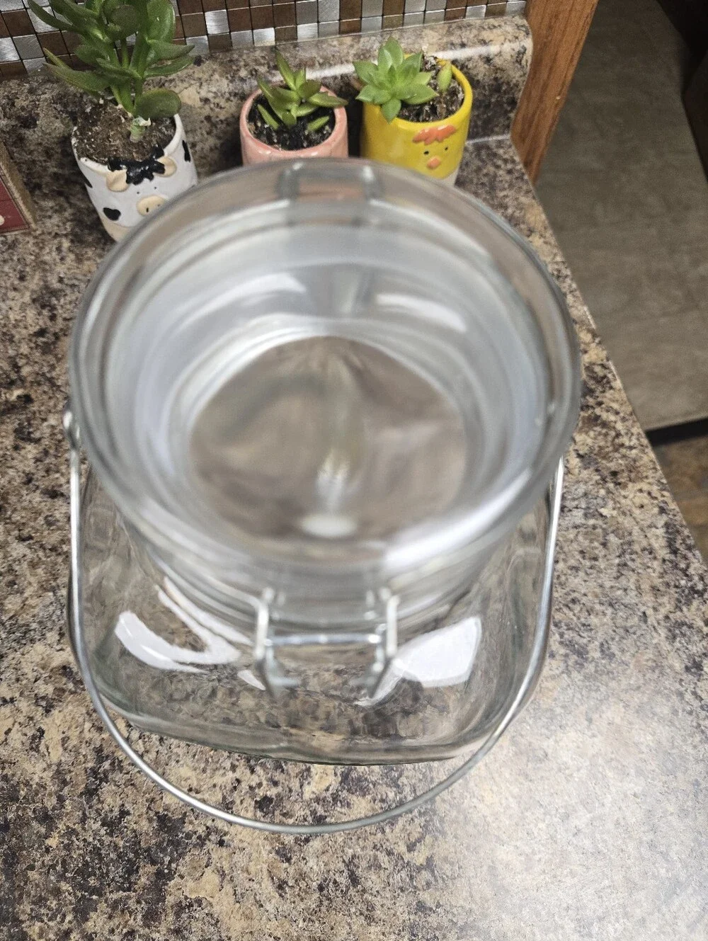 Clear Glass Beverage Dispenser with Spigot - Glassware